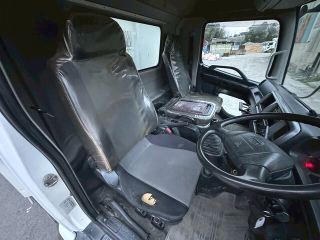 日野レンジャーダンプ中型（4t）[写真23]