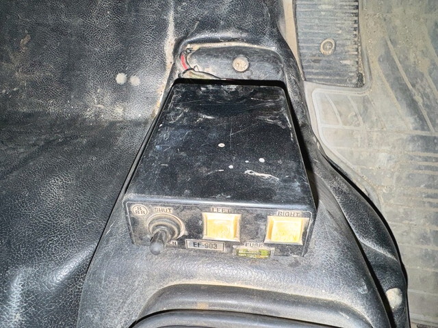 日野レンジャーダンプ中型（4t）[写真30]