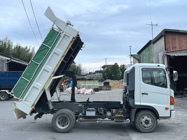 日野レンジャーダンプ中型（4t）[写真06]