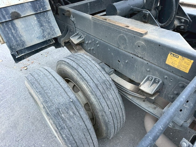 日野レンジャーダンプ中型（4t）[写真09]