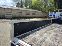 マツダタイタンクレーン4段小型（2t・3t）[写真12]