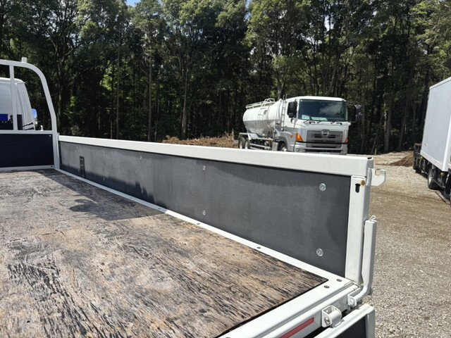 マツダタイタンクレーン4段小型（2t・3t）[写真12]