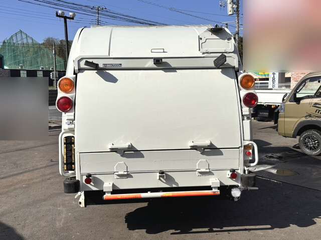 日野デュトロパッカー車（塵芥車）小型（2t・3t）[写真05]