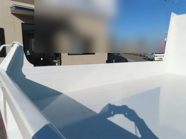 三菱ふそうファイターダンプ中型（4t）[写真24]