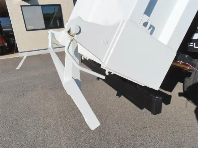 三菱ふそうファイターダンプ中型（4t）[写真27]