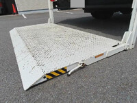 日野デュトロ平ボディ小型（2t・3t）[写真29]