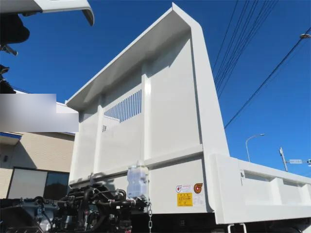 三菱ふそうファイターダンプ中型（4t）[写真27]