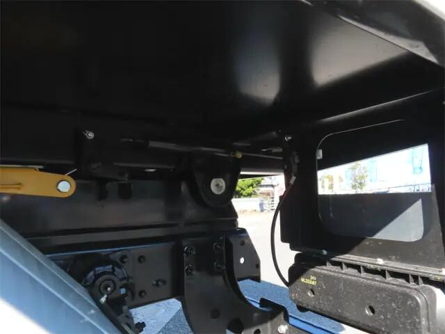 三菱ふそうファイターダンプ中型（4t）[写真34]