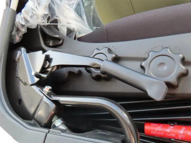 三菱ふそうスーパーグレート深ダンプ（土砂禁ダンプ）大型（10t）[写真22]