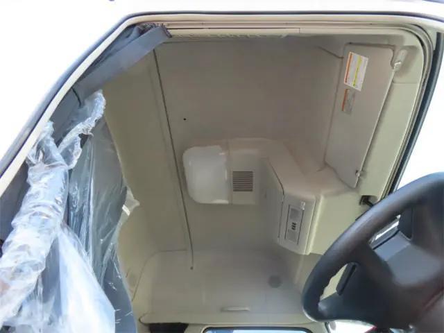 三菱ふそうスーパーグレート深ダンプ（土砂禁ダンプ）大型（10t）[写真23]