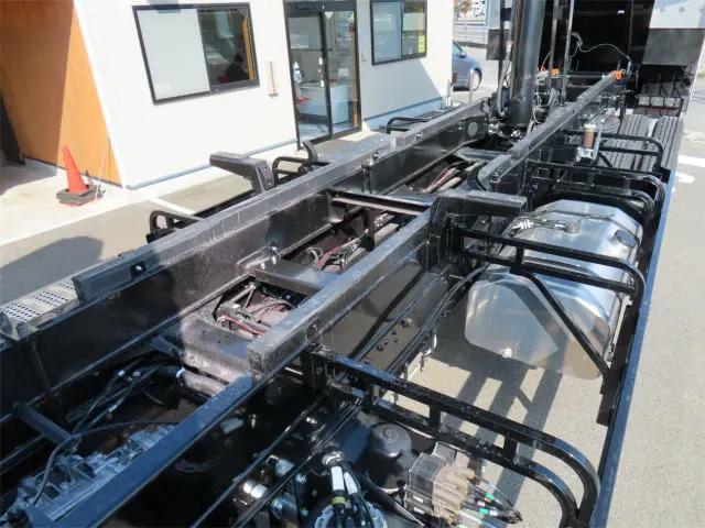 三菱ふそうスーパーグレート深ダンプ（土砂禁ダンプ）大型（10t）[写真37]