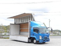 いすゞフォワードアルミウイング中型（4t）[写真01]