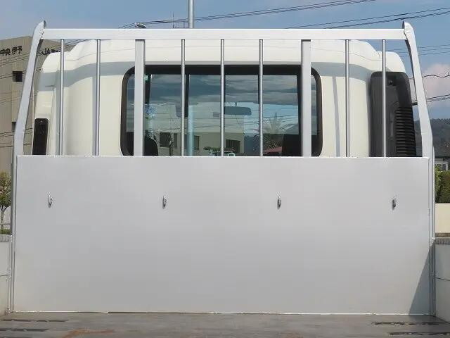 いすゞフォワードアルミブロック中型（4t）[写真24]