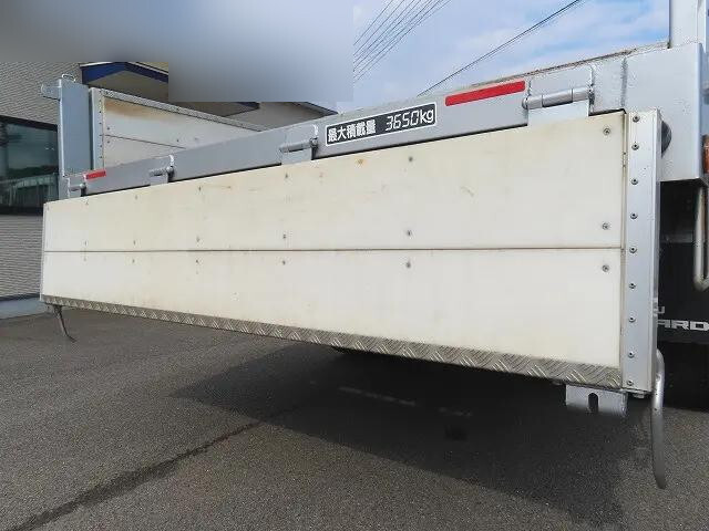 いすゞフォワードアルミブロック中型（4t）[写真27]