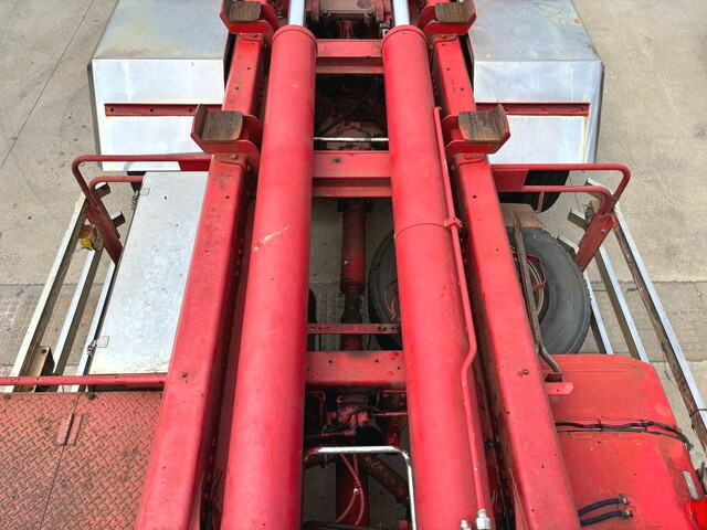 いすゞギガコンテナ専用車大型（10t）[写真25]