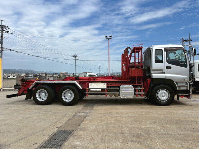 いすゞギガコンテナ専用車大型（10t）[写真05]