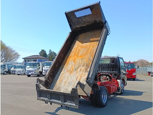 トヨタトヨエースダンプ小型（2t・3t）[写真02]