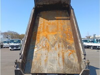 トヨタトヨエースダンプ小型（2t・3t）[写真09]