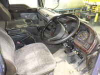 いすゞギガダンプ大型（10t）[写真24]