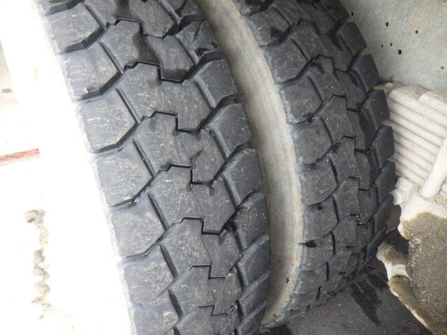 いすゞギガダンプ大型（10t）[写真35]