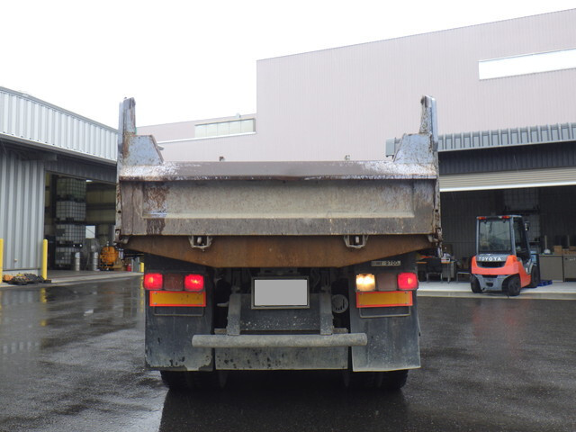 いすゞギガダンプ大型（10t）[写真08]