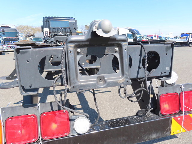 三菱ふそうスーパーグレートシャーシ大型（10t）[写真23]