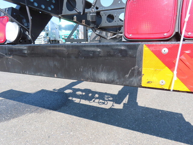 三菱ふそうスーパーグレートシャーシ大型（10t）[写真24]