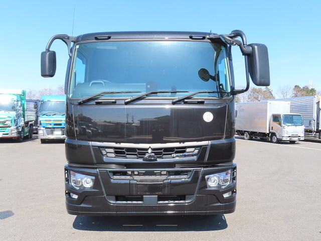三菱ふそうスーパーグレートシャーシ大型（10t）[写真03]