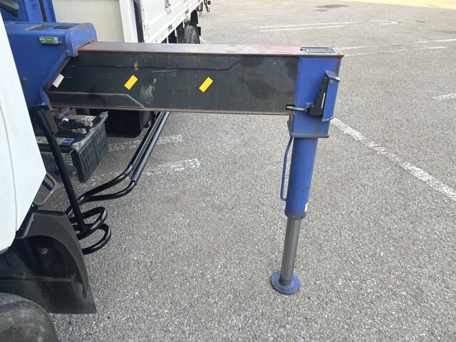 トヨタトヨエースクレーン4段小型（2t・3t）[写真15]