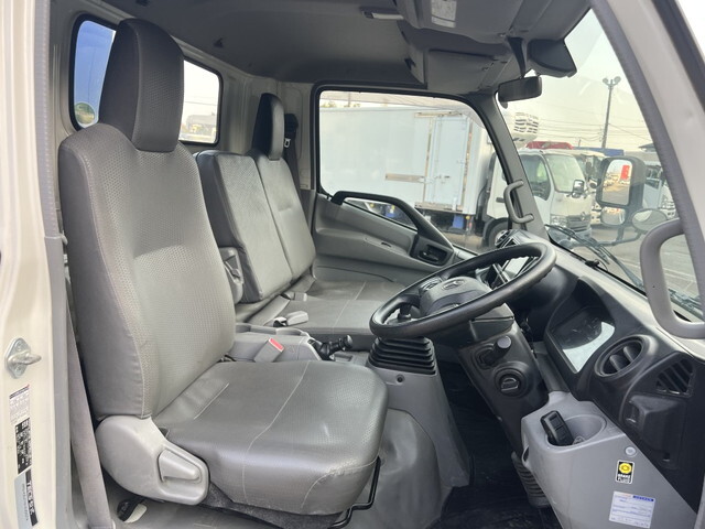 トヨタトヨエースクレーン4段小型（2t・3t）[写真20]