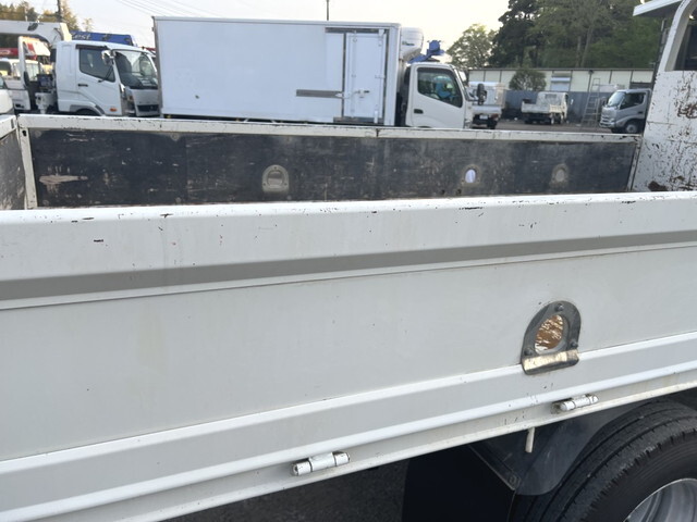 トヨタトヨエースクレーン4段小型（2t・3t）[写真39]