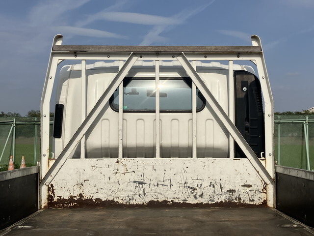 いすゞエルフ平ボディ小型（2t・3t）[写真11]