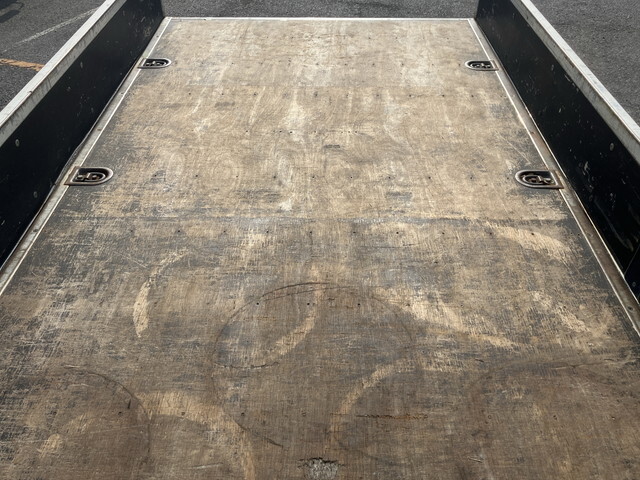 いすゞエルフ平ボディ小型（2t・3t）[写真12]