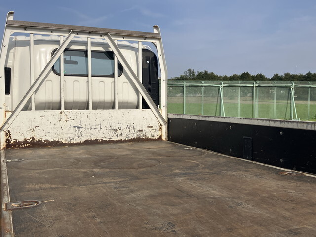 いすゞエルフ平ボディ小型（2t・3t）[写真14]