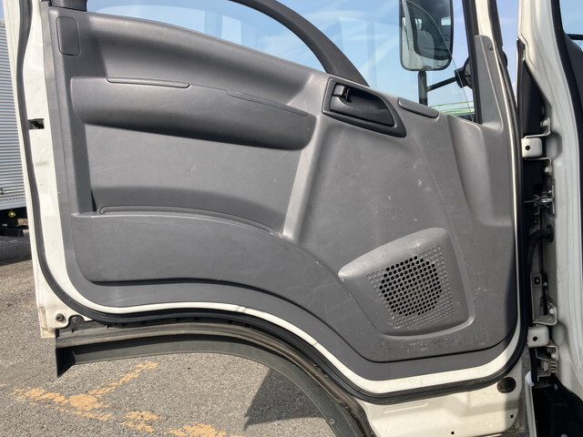 いすゞエルフ平ボディ小型（2t・3t）[写真29]