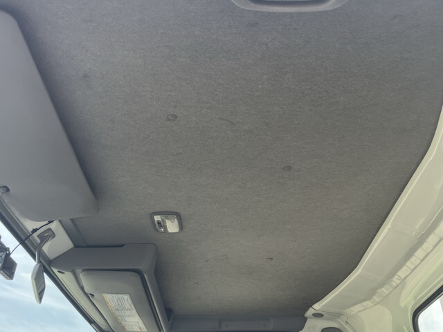 いすゞエルフ平ボディ小型（2t・3t）[写真32]