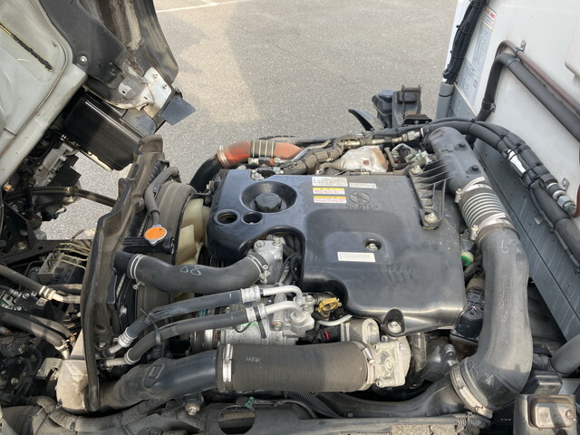 いすゞエルフ冷凍車（冷蔵車）小型（2t・3t）[写真23]