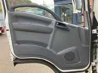 いすゞエルフ冷凍車（冷蔵車）小型（2t・3t）[写真27]