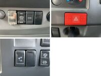 いすゞエルフ冷凍車（冷蔵車）小型（2t・3t）[写真39]