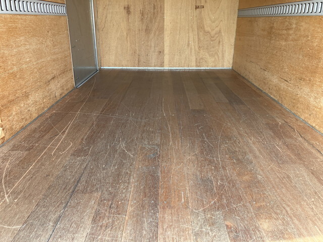 日産アトラスアルミバン小型（2t・3t）[写真13]