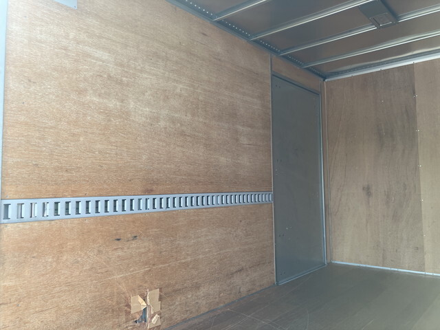 日産アトラスアルミバン小型（2t・3t）[写真14]