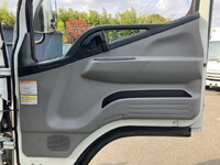 日産アトラスアルミバン小型（2t・3t）[写真28]