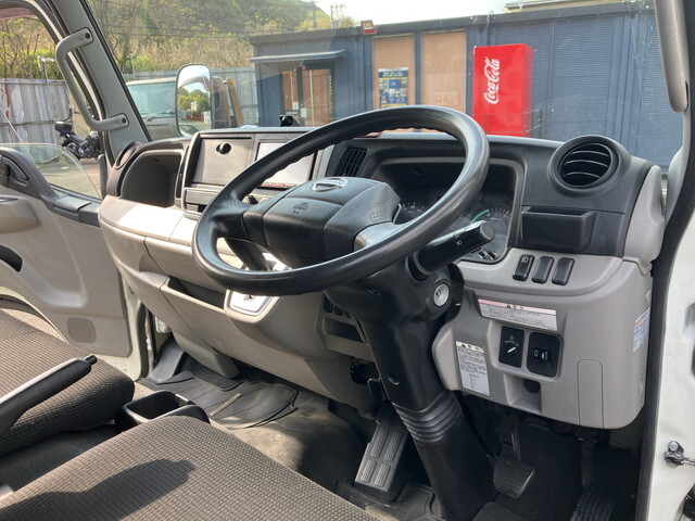 日産アトラスアルミバン小型（2t・3t）[写真31]