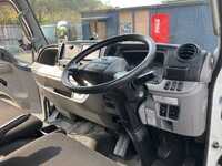 日産アトラスアルミバン小型（2t・3t）[写真32]