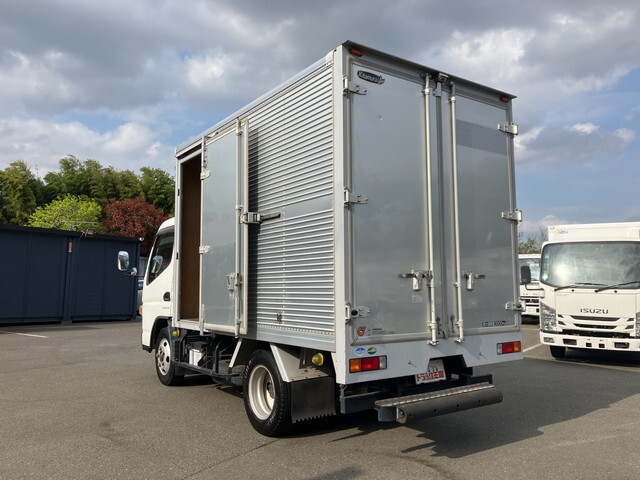 日産アトラスアルミバン小型（2t・3t）[写真04]