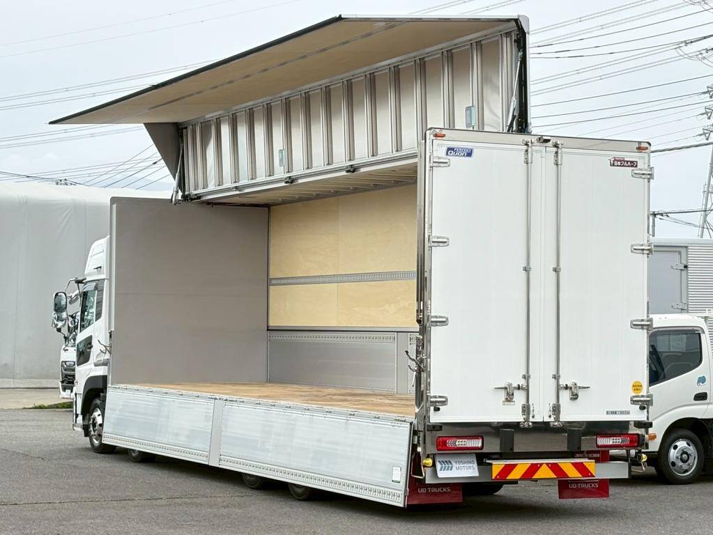 UDトラックスクオンアルミウイング大型（10t）[写真14]