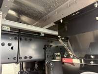 UDトラックスクオンアルミウイング大型（10t）[写真17]