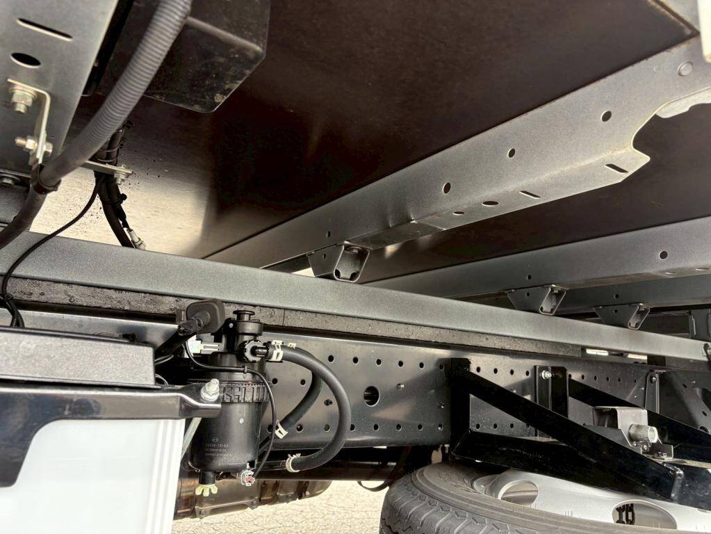 日野デュトロ平ボディ小型（2t・3t）[写真12]