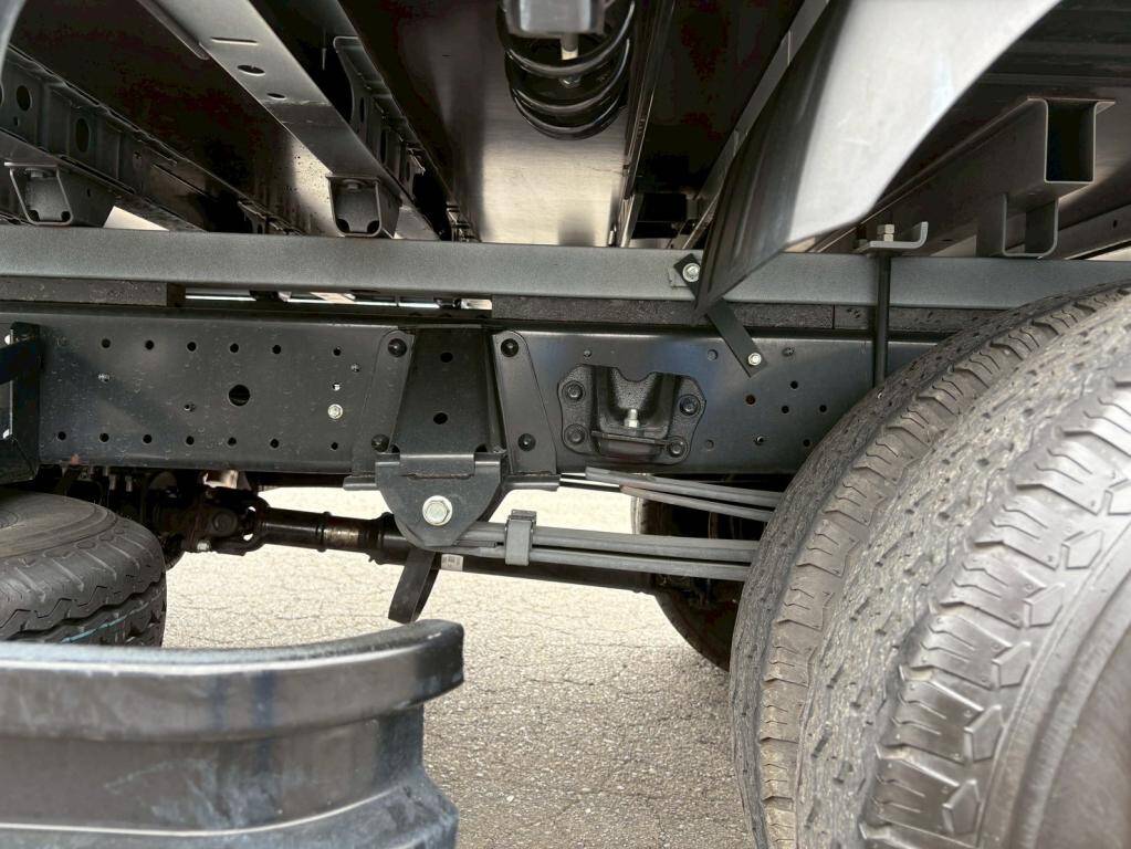 日野デュトロ平ボディ小型（2t・3t）[写真13]