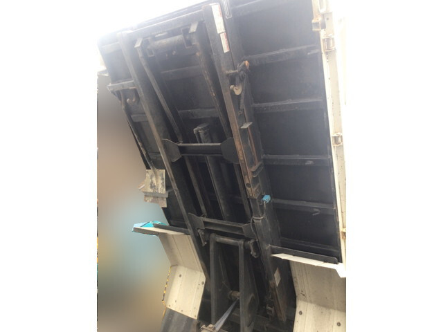 日野デュトロローダーダンプ小型（2t・3t）[写真13]